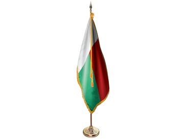 Madagascar Indoor Presentation Flagpole Set - Oak Pole
